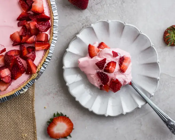 Easy strawberry deals pie
